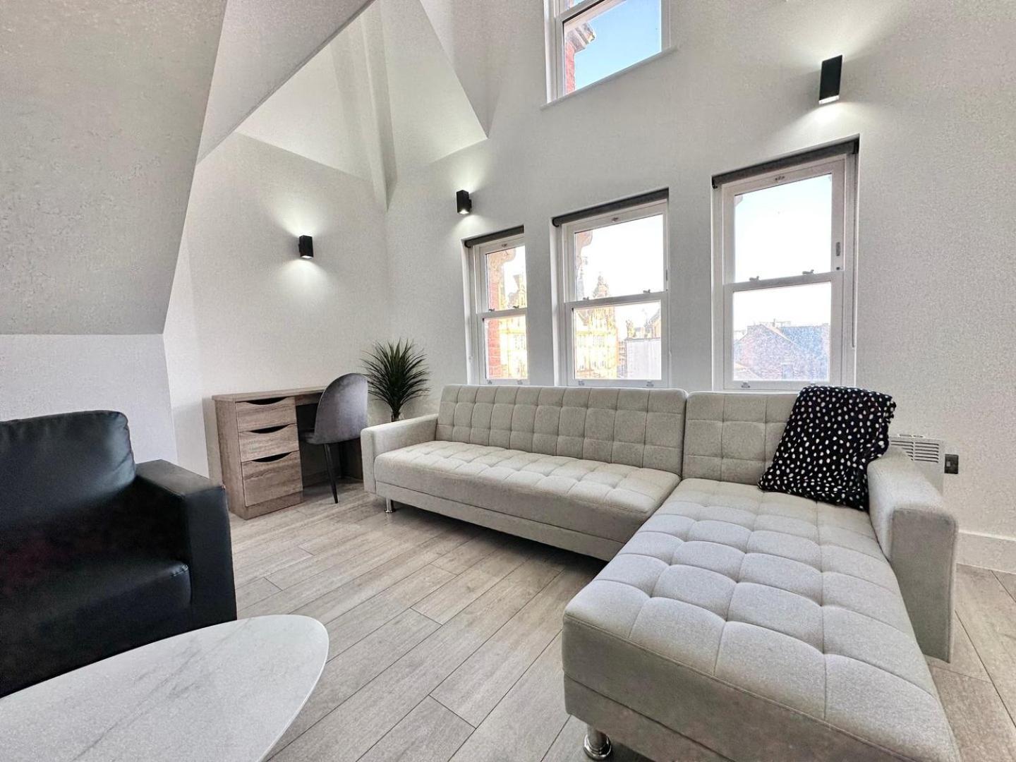 Luxury Duplex City Centre Apartment Leeds  Extérieur photo