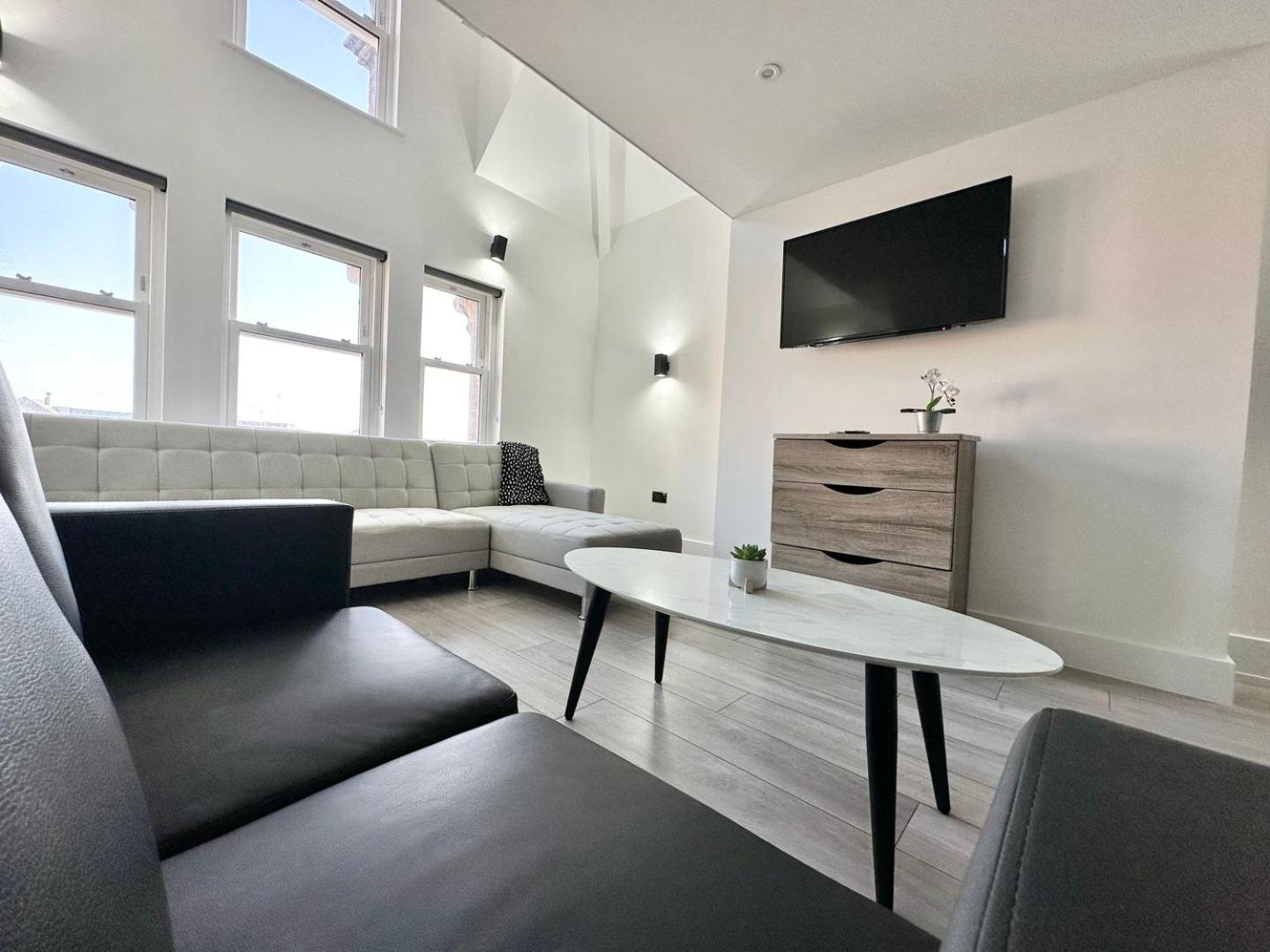 Luxury Duplex City Centre Apartment Leeds  Extérieur photo
